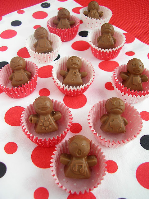 Domowe czekoladki z nadzieniem kokosowym