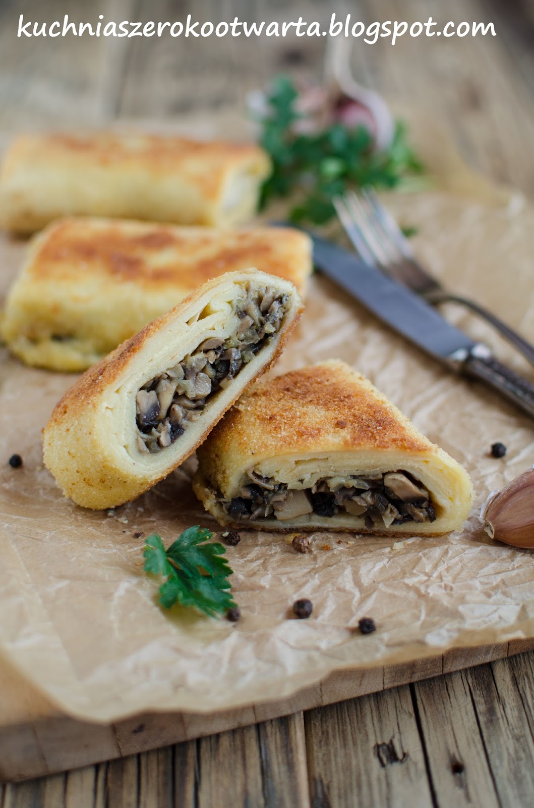 Krokiety z pieczarkami i serem